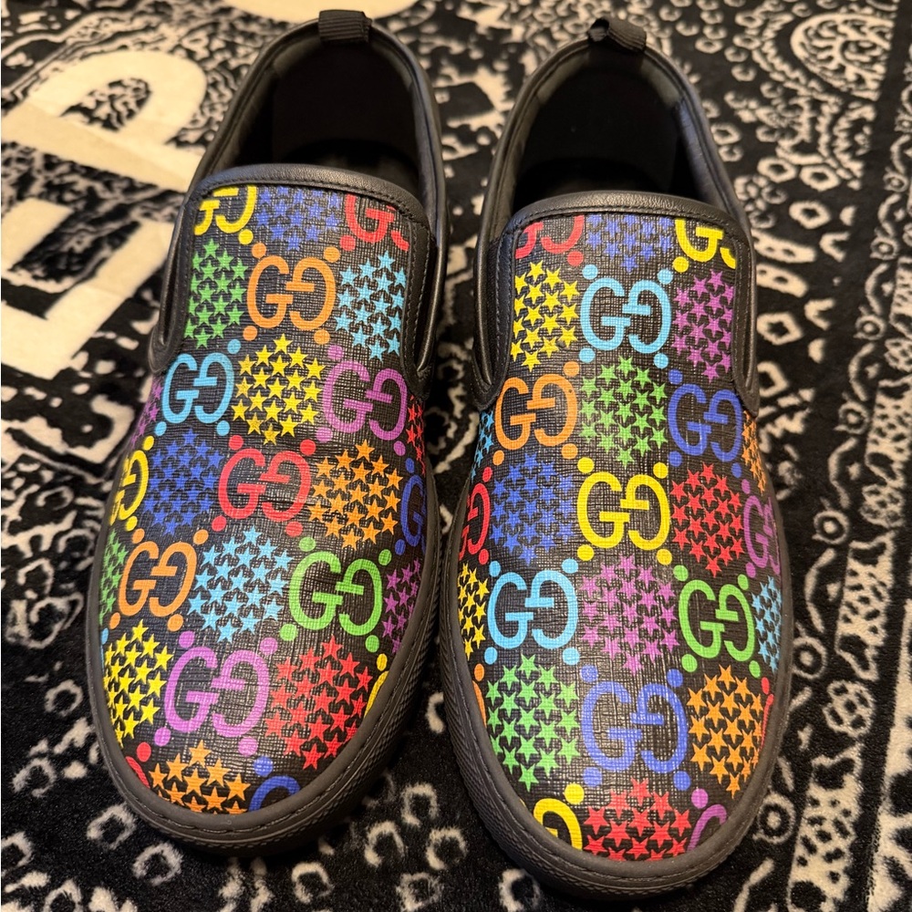 Gucci GG Supreme Psychedelic slip-on sneakers in black and multicolor